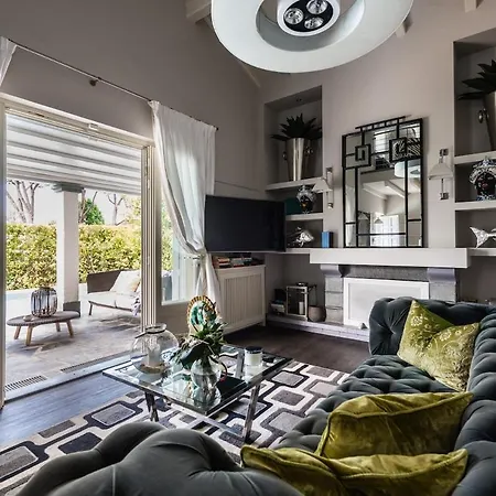 Villa 5bedr Pool, Gym, Garden, Dei Marmi *